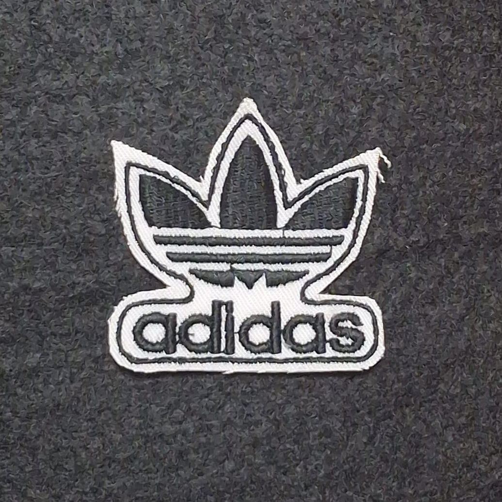 Patch Toppa Replica Marchio ADIDAS Ricamata Termoadesiva o da Cucire 4,5 X 4,5 CM