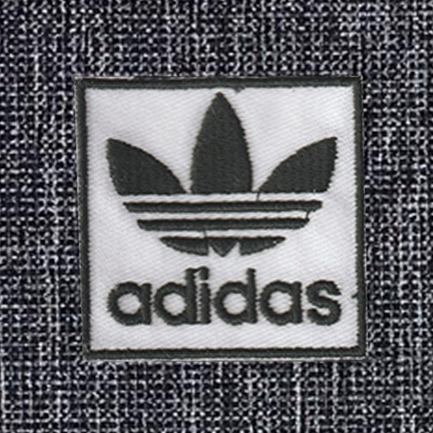 Patch Toppa Replica Marchio ADIDAS QUADRATA Ricamata Termoadesiva o da Cucire 5 X 5 CM